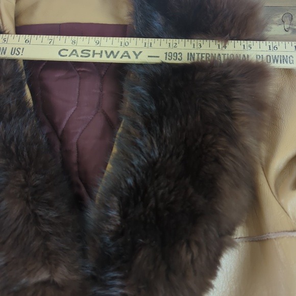 Vintage 70s Tan Leather Belted Coat Brown Faux Fur Trim | Boho Glam Statement - Picture 11 of 16